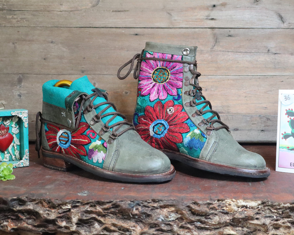 Size 36 - Gypsy Boots - Red & Pink Flowers