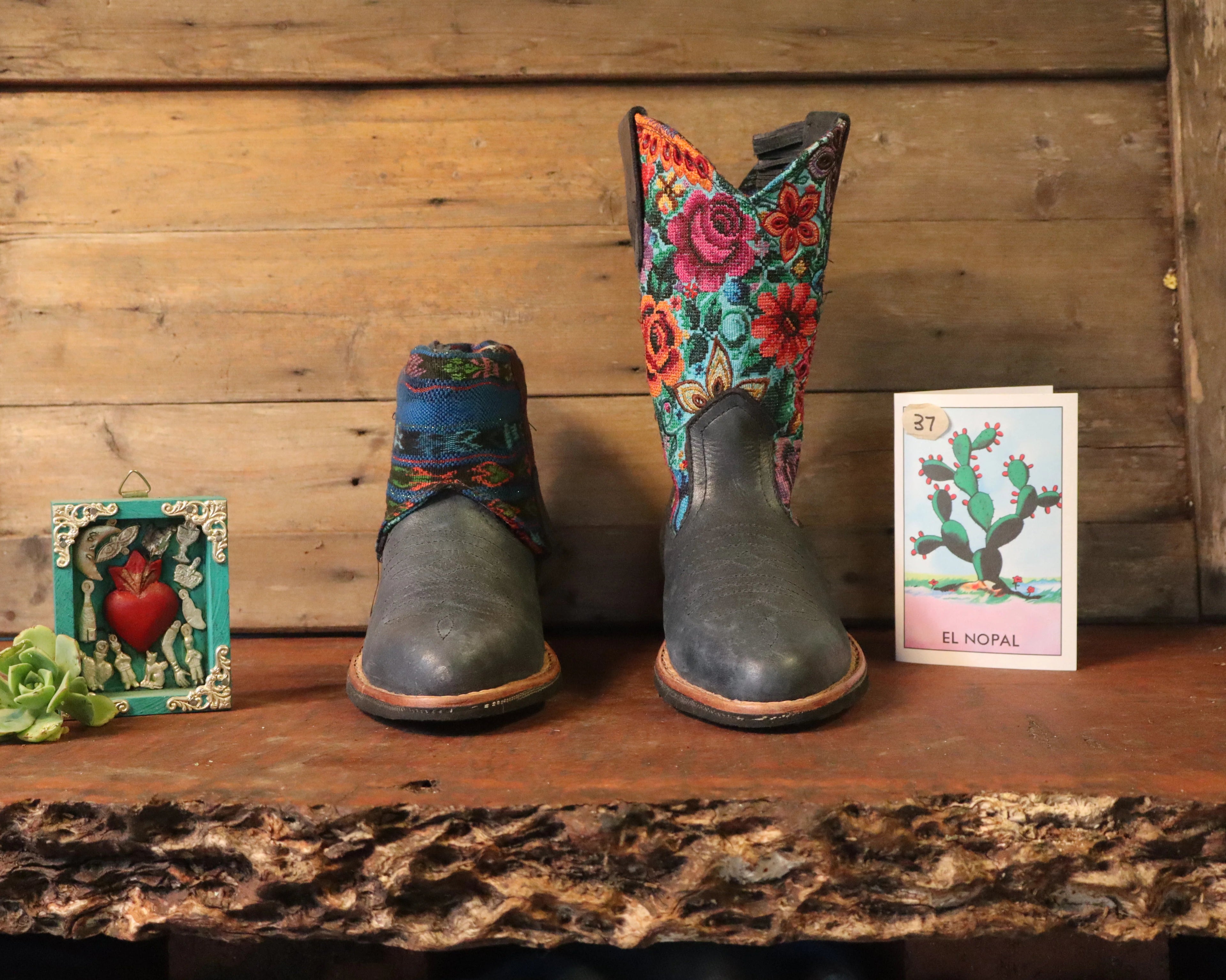 Size 37 - Cowgirl Boots - Garden on Turquoise