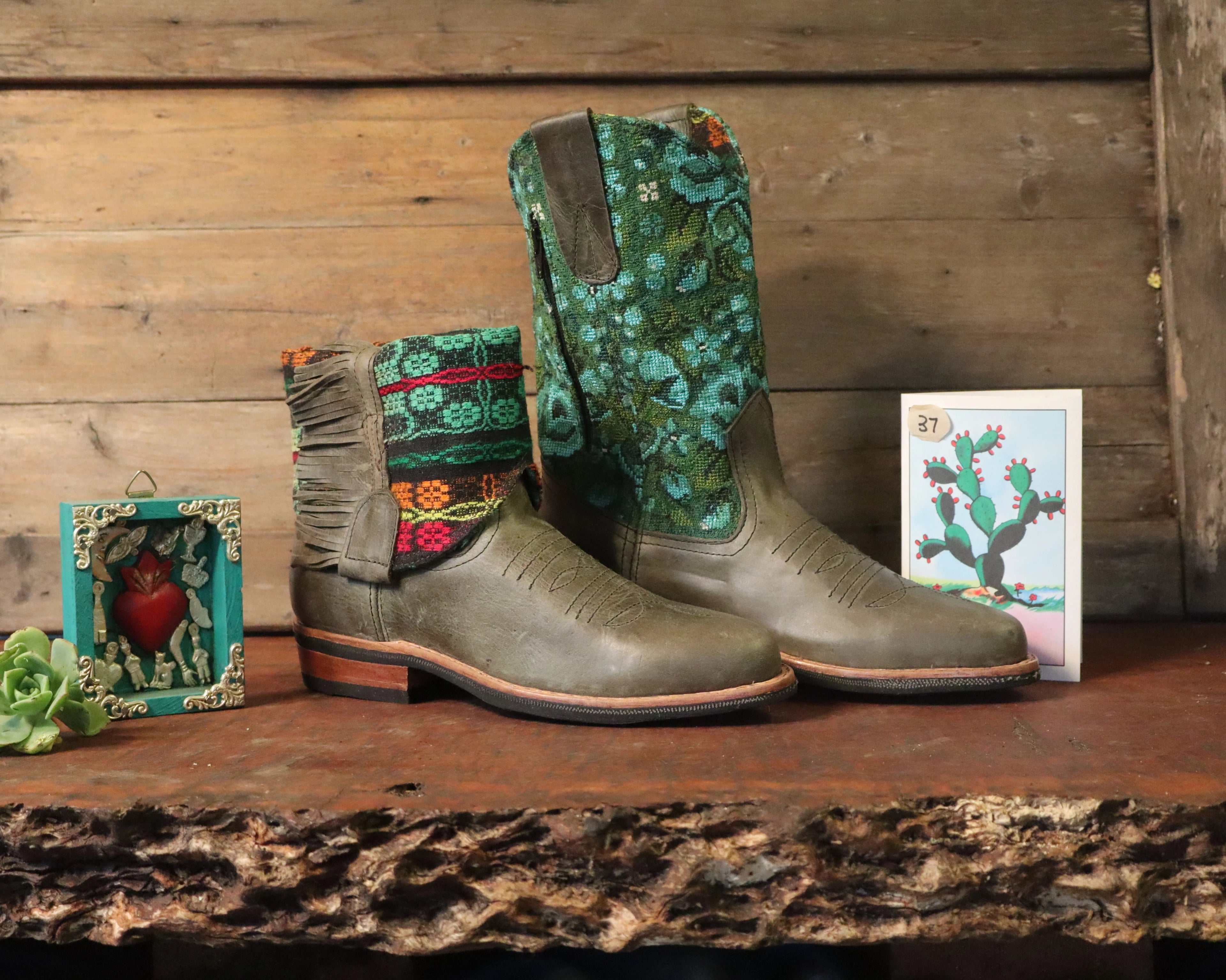 Size 37 - Cowgirl Boots - Green Rose