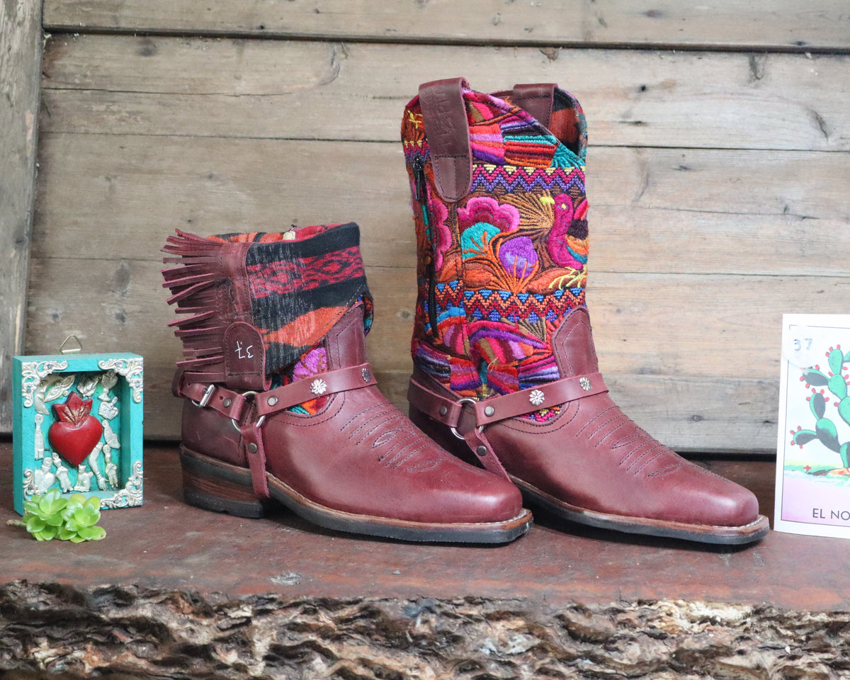 Size 37 - Blunt Toe Cowgirl Bling - Pink Bird