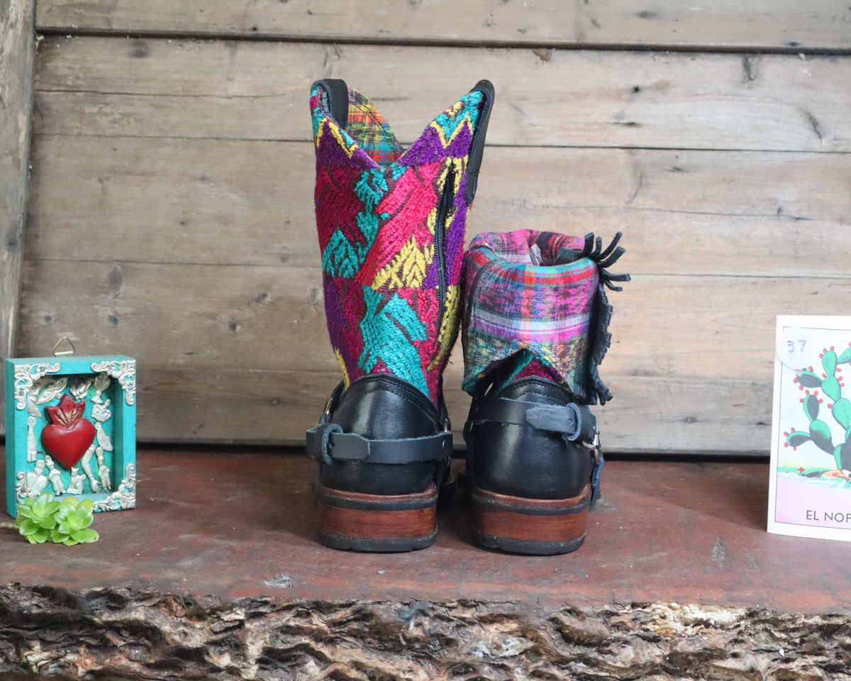 Size 37 - Blunt Toe Cowgirl Bling - Pink  Mayan Birds