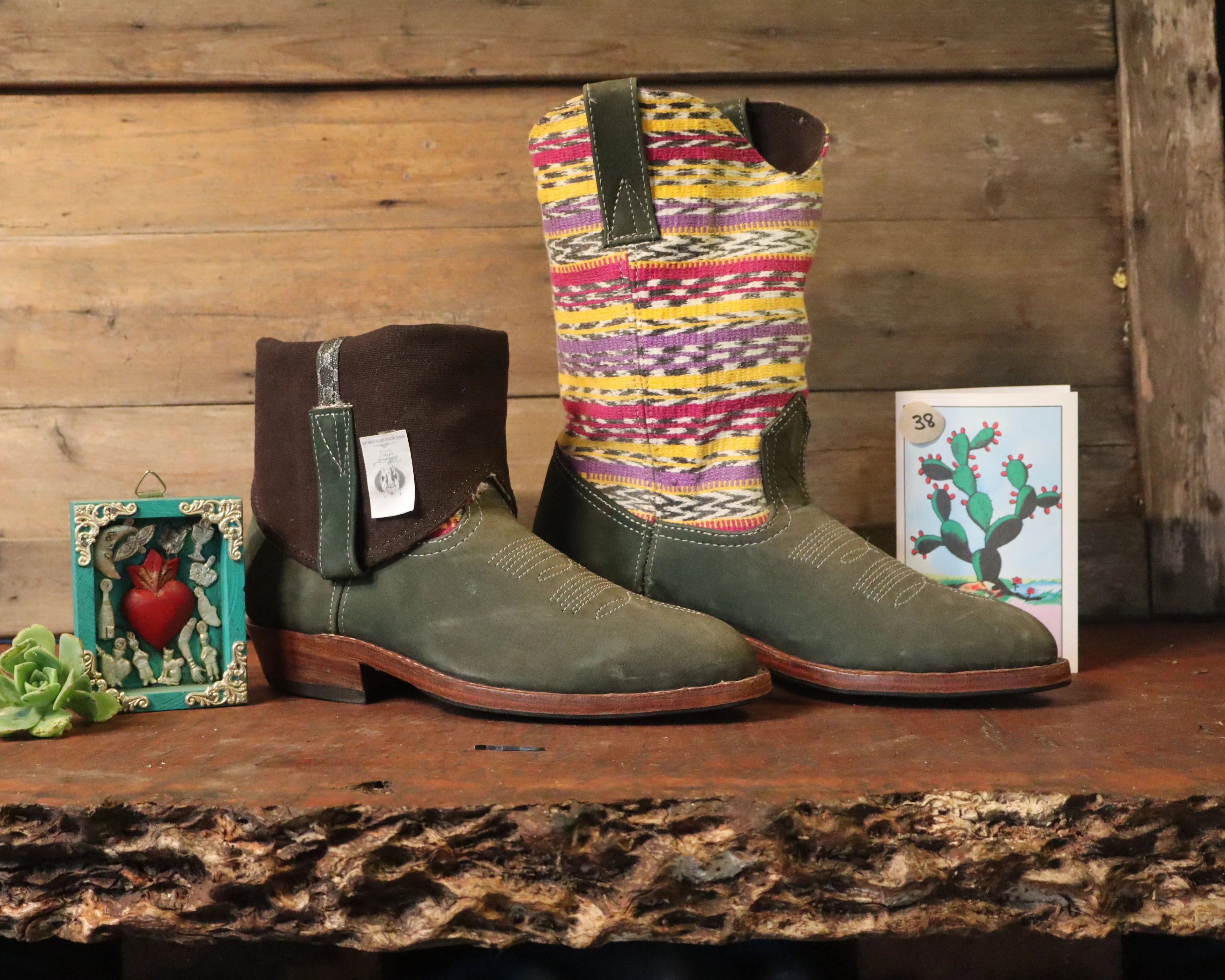 Size 38 - Cowgirl Boots - Yellow Aztec