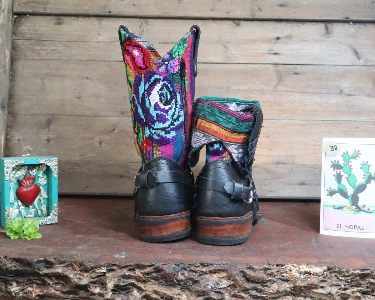 Size 38 - Blunt Toe Cowgirl Bling - Bright Bird