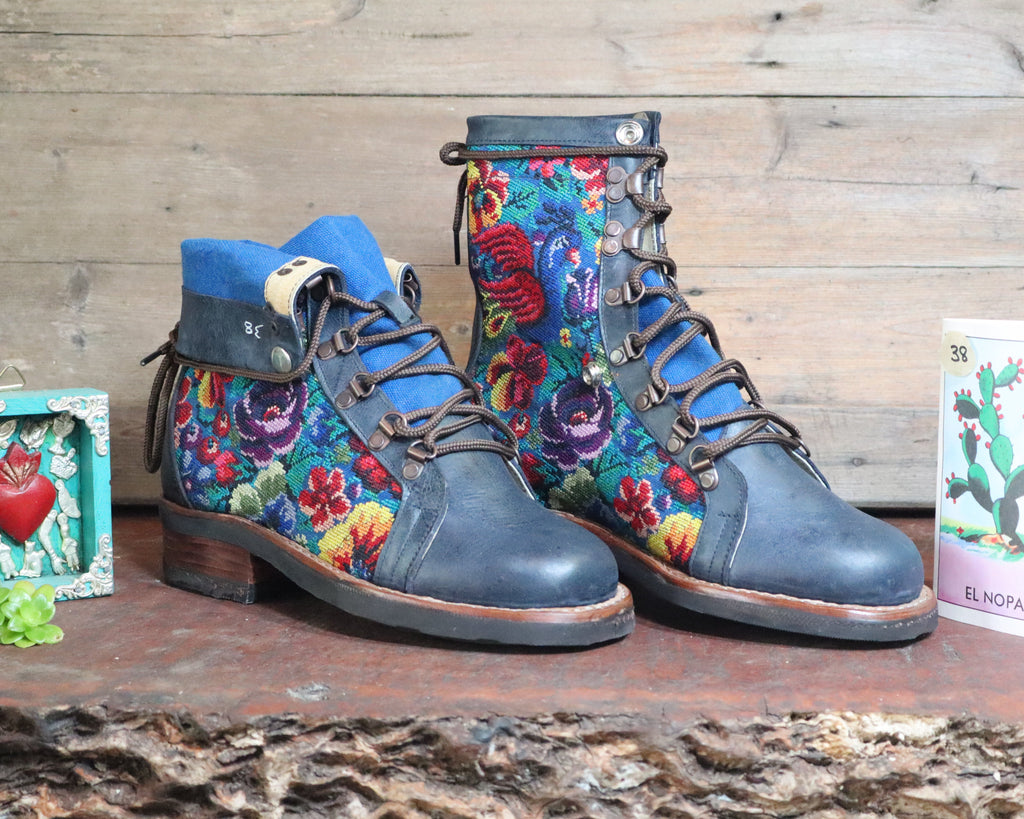 Size 38 - Gypsy Boots - Purple Rose