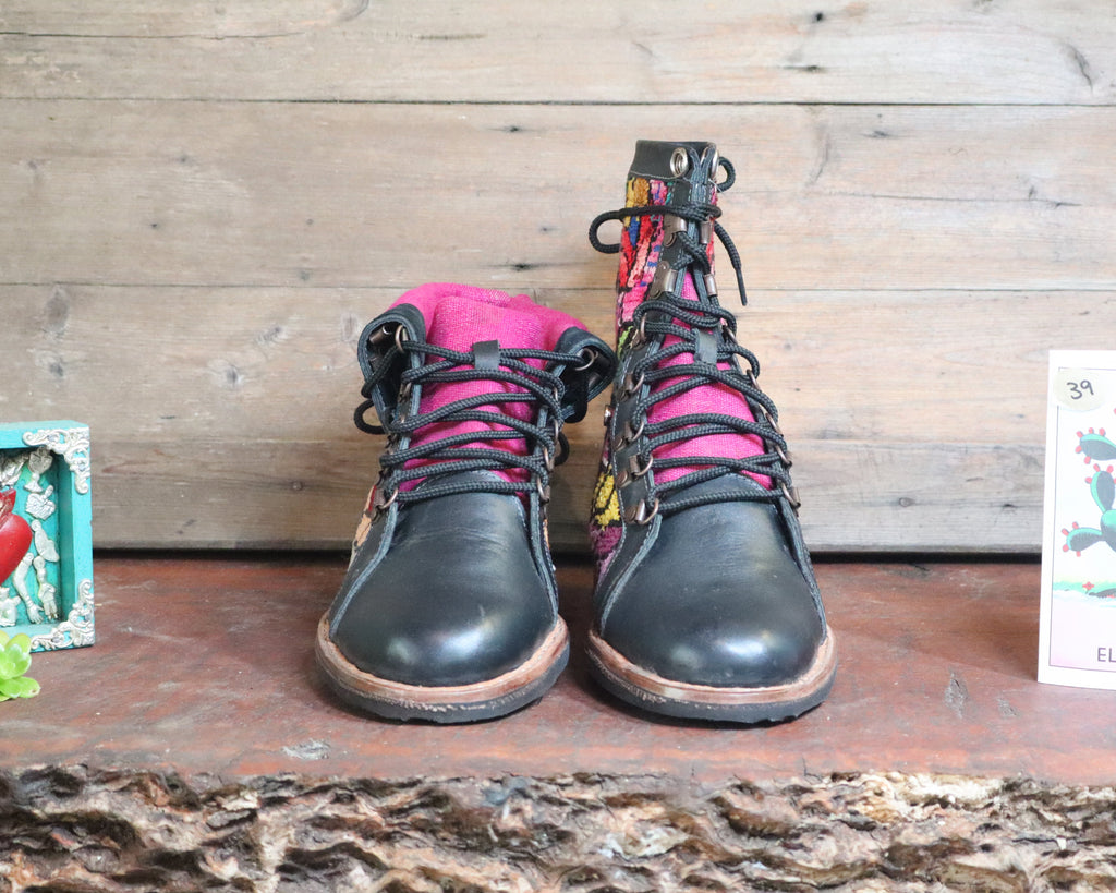 Size 39 - Gypsy Boots - Digital Garden