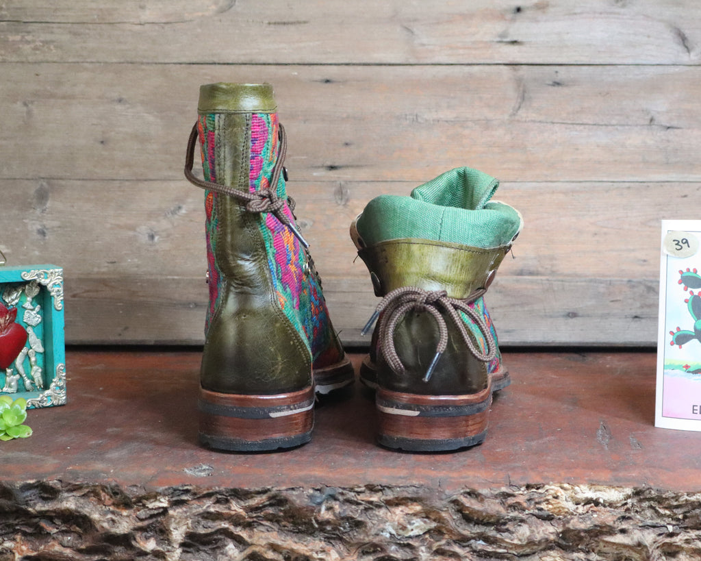 Size 39 - Gypsy Boots - Terquoise Garden