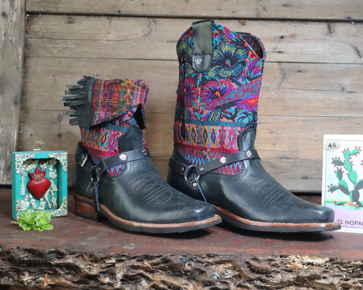 Size 40 - Blunt Toe Cowgirl Bling -Busy Garden