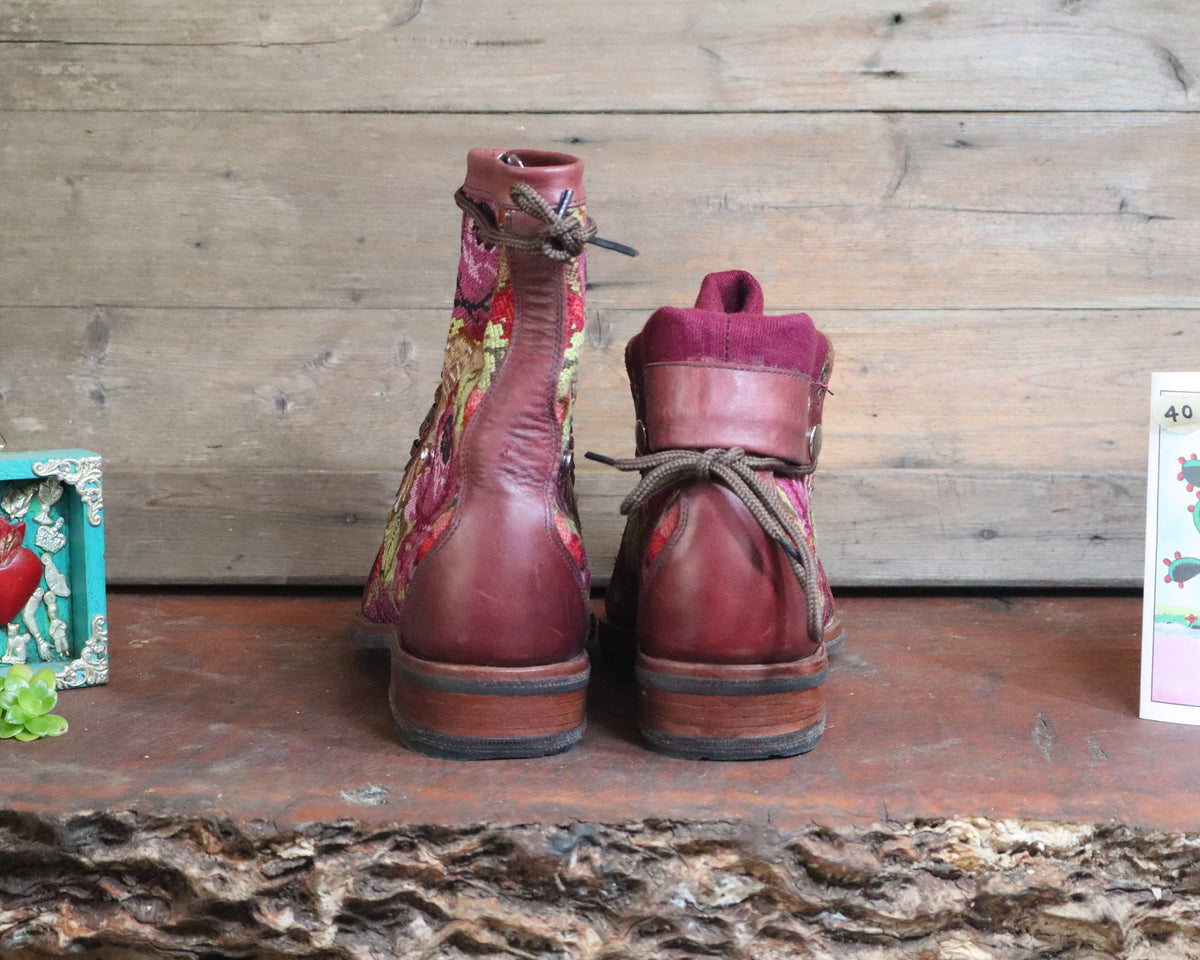 Size 40 - Gypsy Boots - Pink Roses