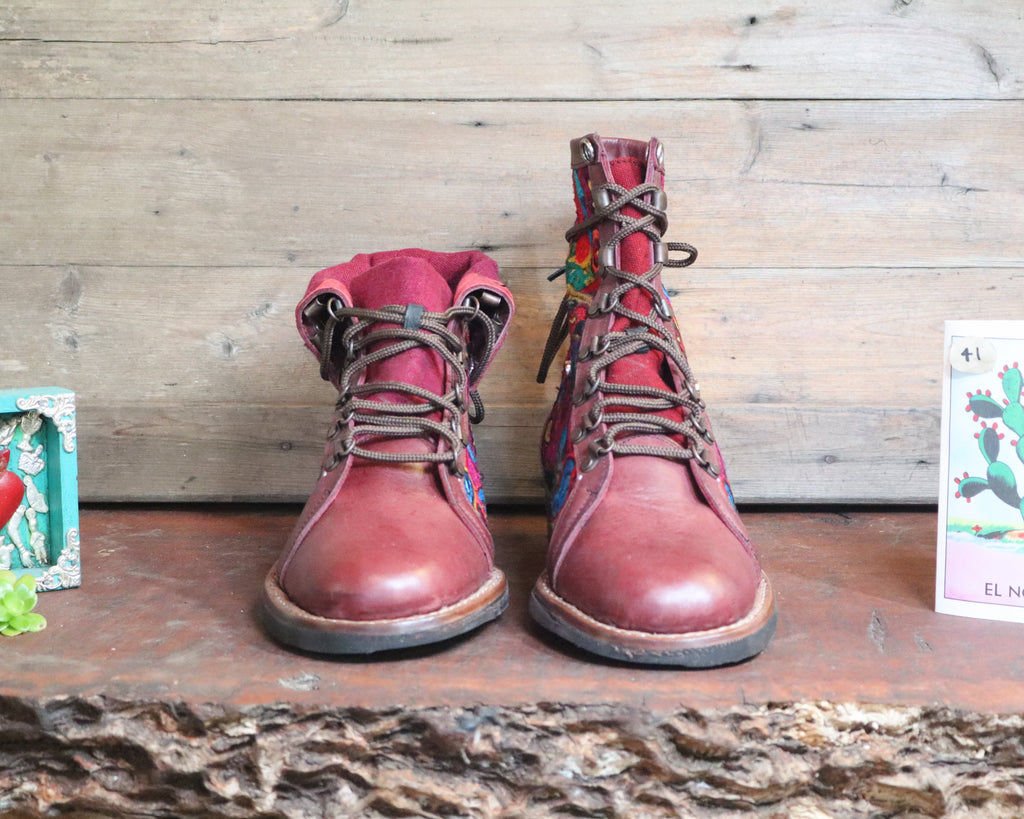 Size 41 - Gypsy Boots - Pink Peacock