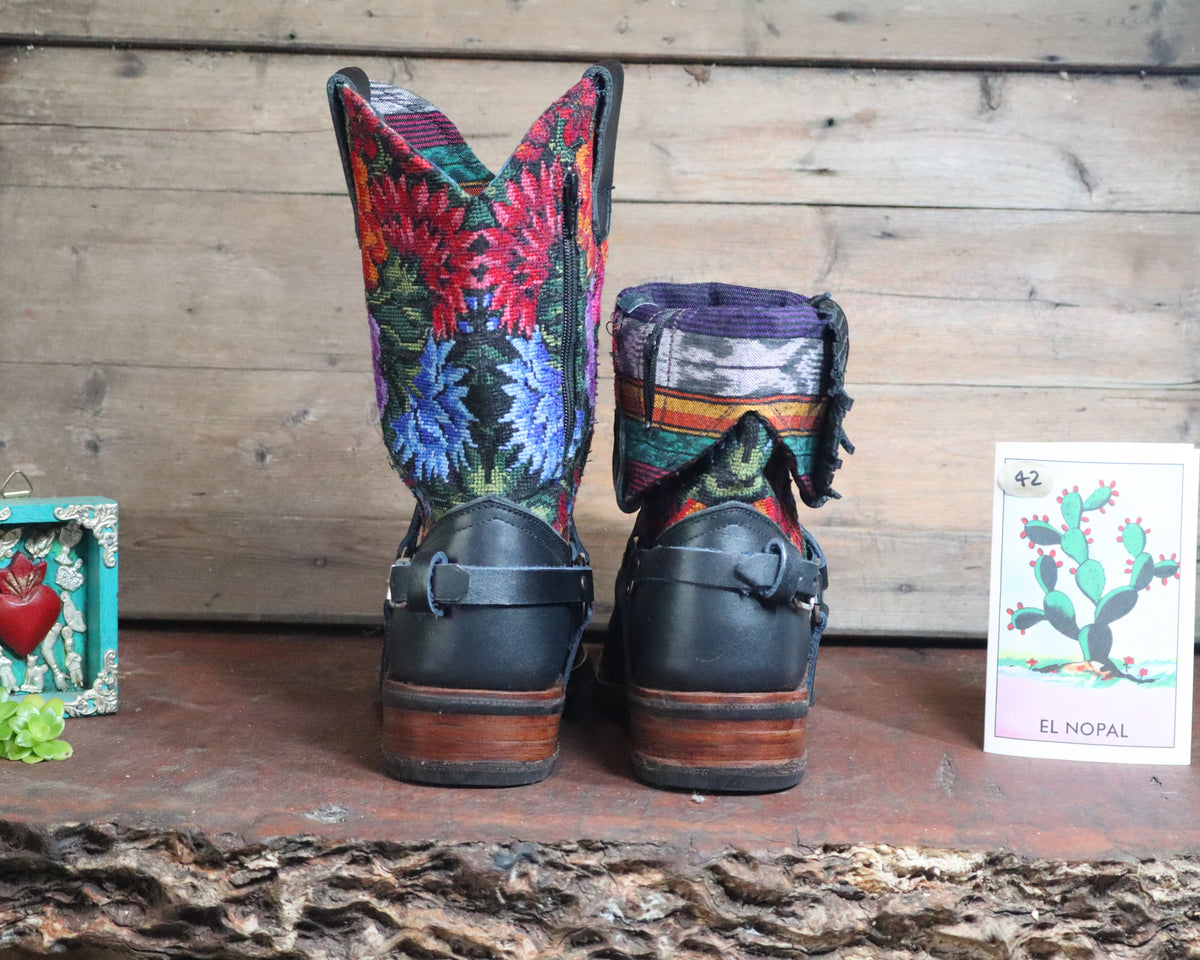 Size 42 - Blunt Toe Cowgirl Bling -Night Blooms