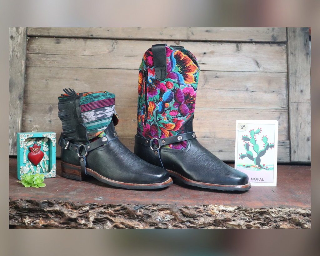 Size 39 - Blunt Toe Cowgirl Bling -Flowers on Terqouise