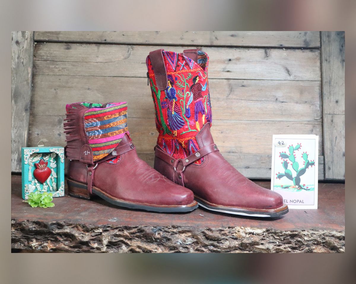 Size 42 - Blunt Toe Cowgirl Bling -Folk Dancer